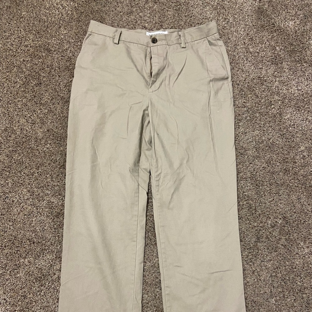 Tan men’s pants size 32 brand Amazon essentials.